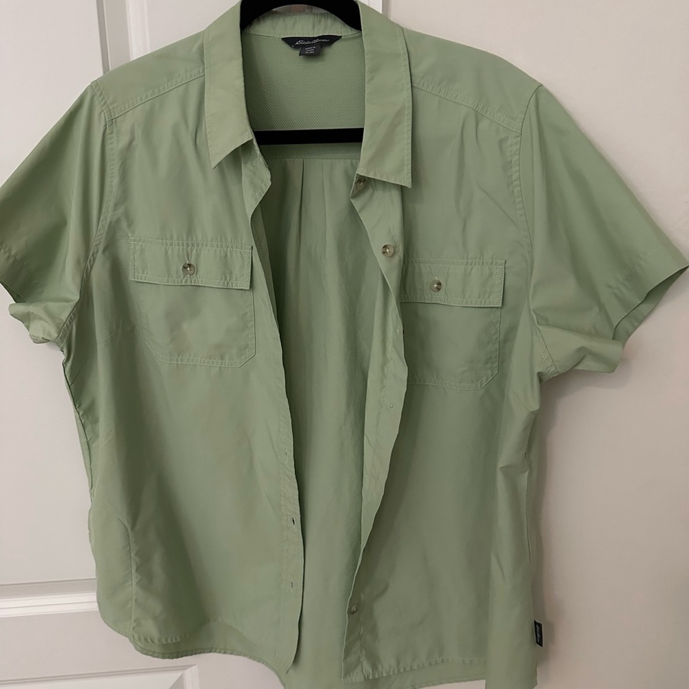 Women’s short sleeve Eddie Bauer button down blouse good condition size XL